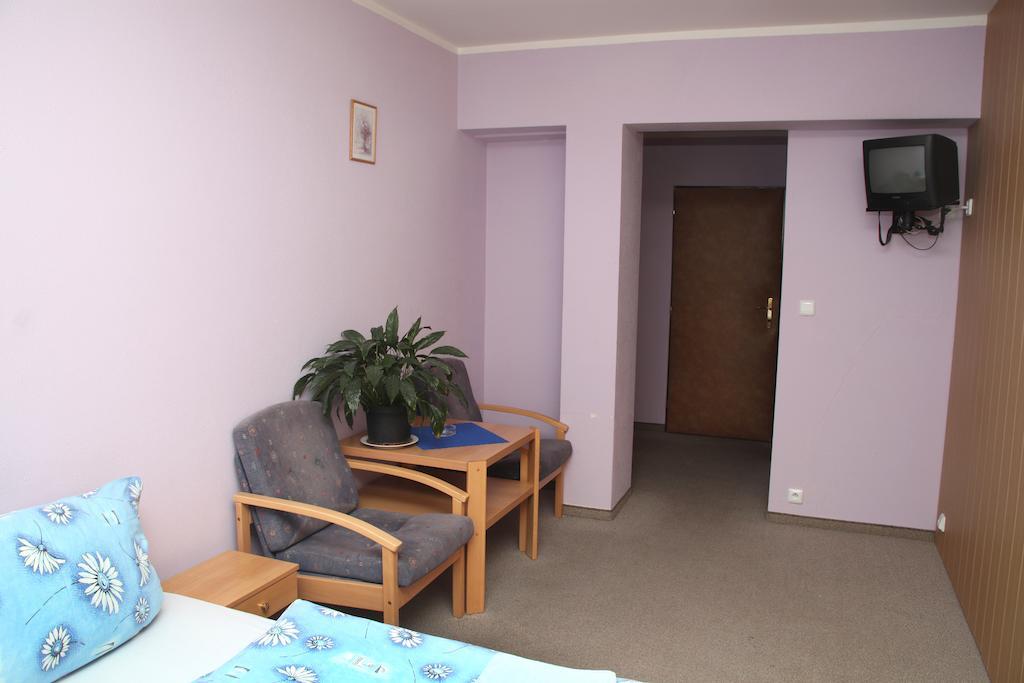 Mondeo Prague Room photo